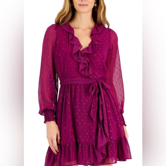 Taylor Dresses & Skirts - NWT Taylor Women’s Metallic Surplice V-Neck Long Sleeve Ruffled Trim Mini Dress